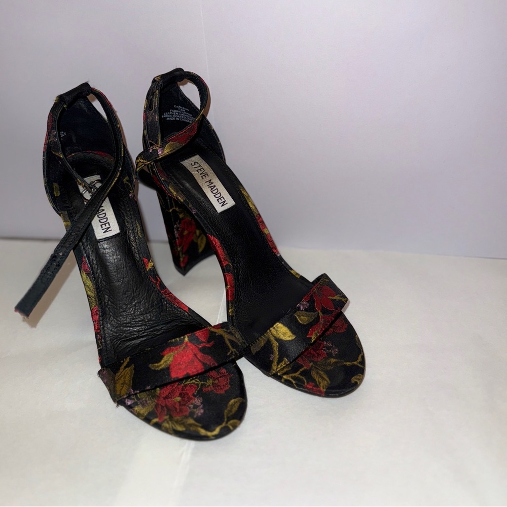 Steve Madden Carrson Embroidered Floral Black and Red Heels